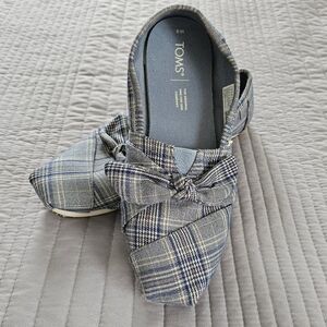 Women's Tom's Brand Shoes